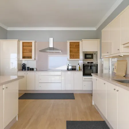 Idaira, Luxury & Views 木屋