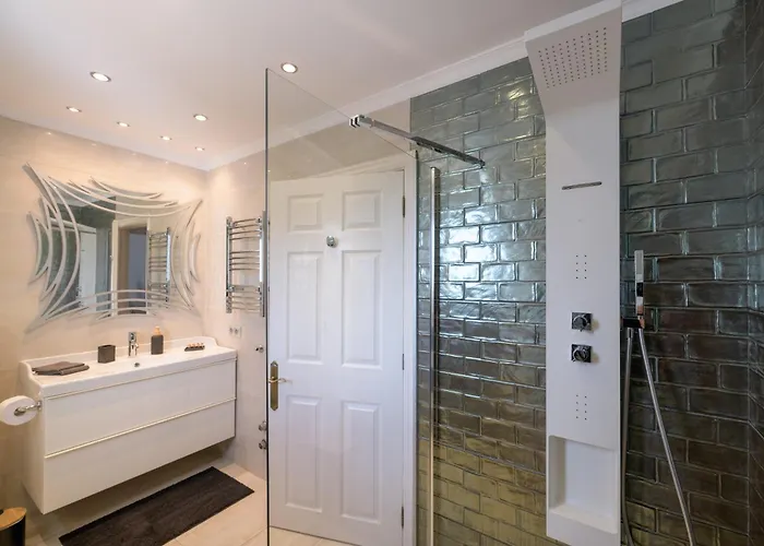 Idaira, Luxury & Views